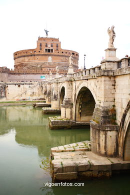 Castillo de  san Angelo - Mausoleo Adriano. 