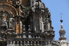 FACHADA DEL OBRADOIRO. DETALLES - CATEDRAL DE SANTIAGO DE COMPOSTELA