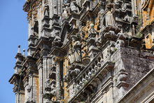 FACHADA DEL OBRADOIRO. DETALLES - CATEDRAL DE SANTIAGO DE COMPOSTELA