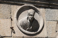 FACHADA DEL TESORO - CLAUSTRO - CATEDRAL DE SANTIAGO DE COMPOSTELA