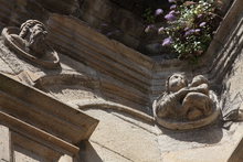 FACHADA DEL TESORO - CLAUSTRO - CATEDRAL DE SANTIAGO DE COMPOSTELA