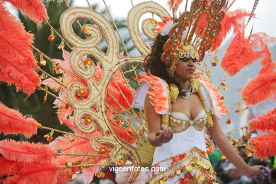 CARNAVALES: CARNAVAL SANTACRUZ 