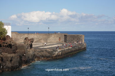 TENERIFE NORTE: PASEO MARTIMO 