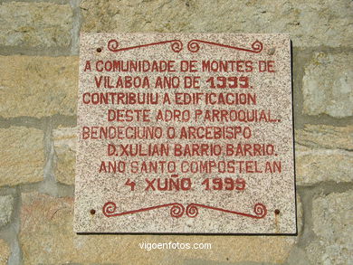 Altar y placas de la Iglesia de Vilaboa 